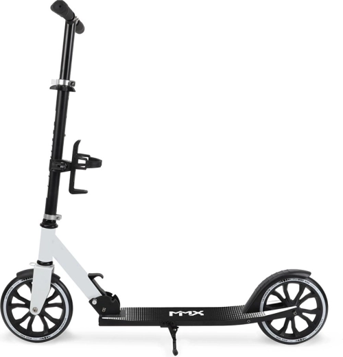 Große 20,5-cm-Rollen und ABEC-7-Lager für eine flüssige Fahrt