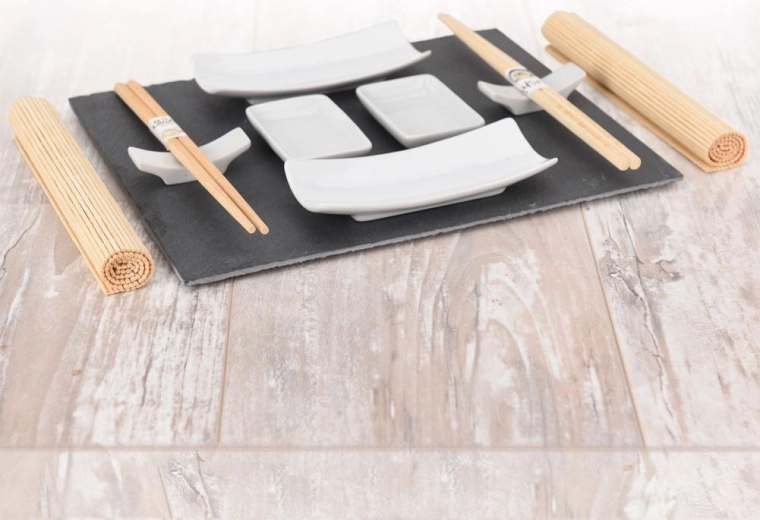 Premium-Materialien: Porzellan, Bambus, Stein