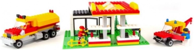 Konstruktionsset CHEVA 8 Tankstelle – Kunststoff-Set 349 Stk.