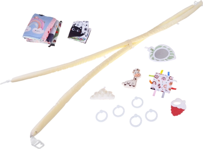 Umfangreiches Sensorik-Set: Spiegel, Beißring, Knisterelement und Büchlein