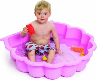 Spaß mit Wasser und Sand