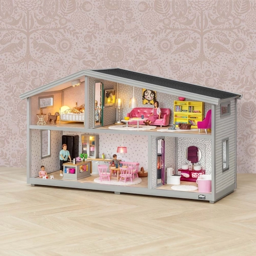 Geräumiges Puppenhaus mit 4 Räumen