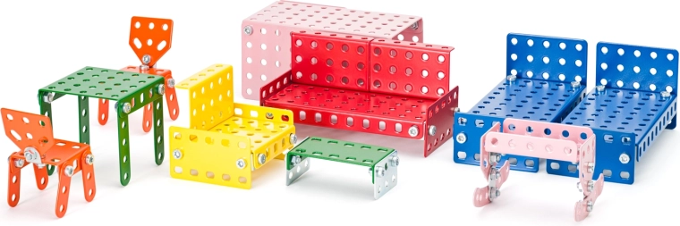 Reale Möbel aus robustem Metall