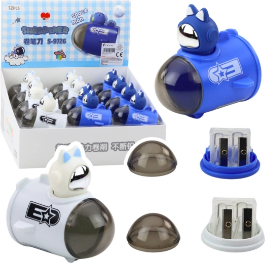 Anspitzer Raumschiff mit Außerirdischem