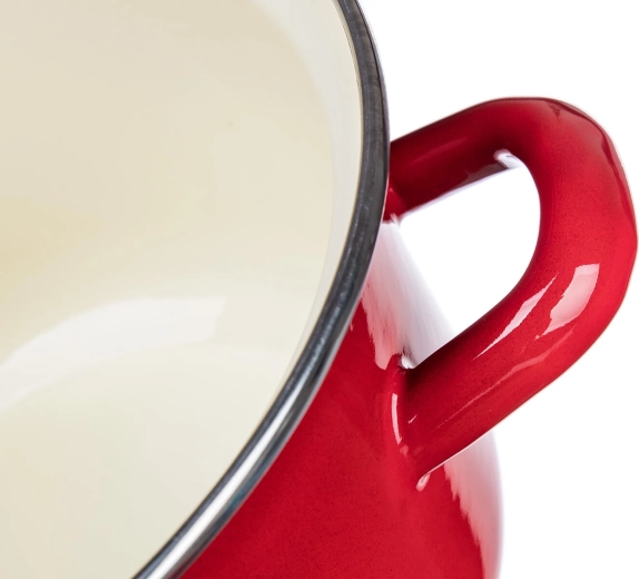 Strapazierfähige Emaille und einfache Reinigung