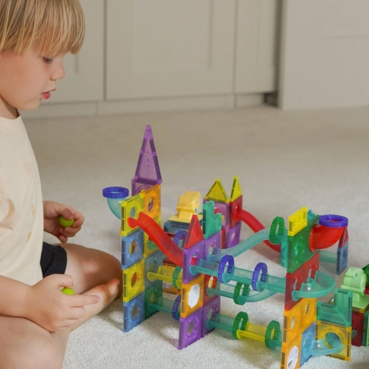 Lernen durch Spielen: Physik, Logik und räumliches Vorstellungsvermögen