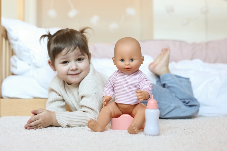 Schließt beim Einschlafen die Augen