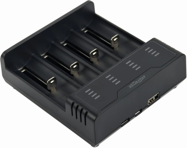 USB-Stromversorgung und funktionales Design