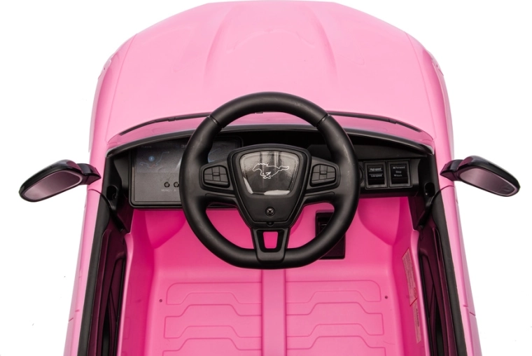 Komfortables Cockpit mit Lenkrad