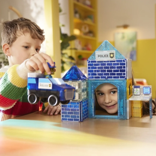 Kompatibel mit allen MAGNA-TILES Sets und sichere Materialien