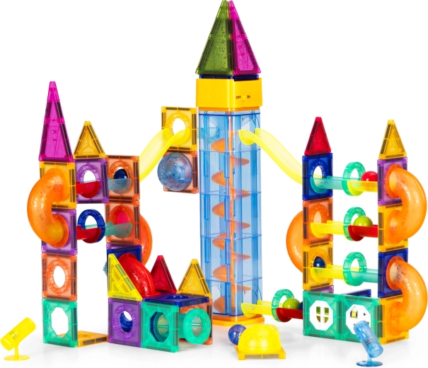 Dynamische Murmelbahn voller Tunnel und Spiralen