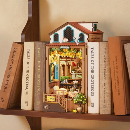 Magisches Book Nook fürs Bücherregal