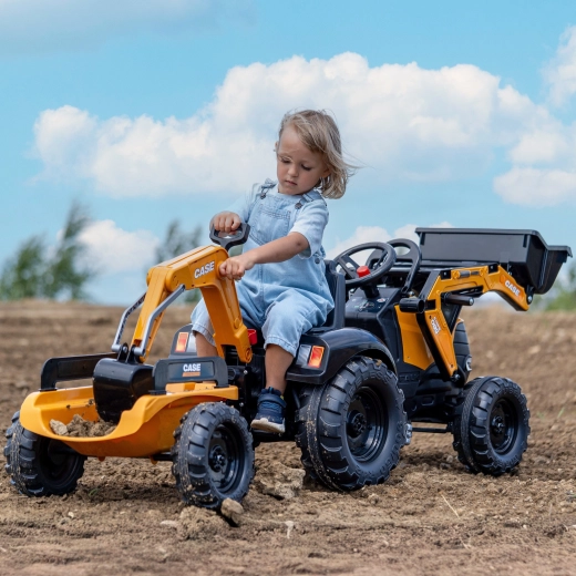 Funktionierender Frontlader und Heckbagger