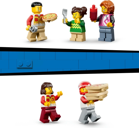 5 Minifiguren und viel Zubehör für Rollenspiele