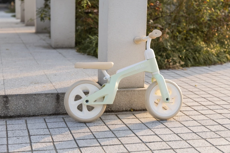 Leise 10" EVA-Räder für eine komfortable Fahrt