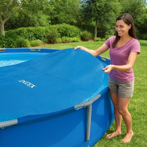 Schwimmt auf der Oberfläche ohne Befestigungen