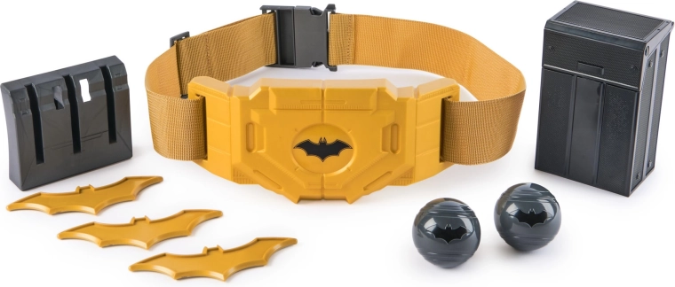 3 Batarangs und 2 Rauchgranaten einsatzbereit