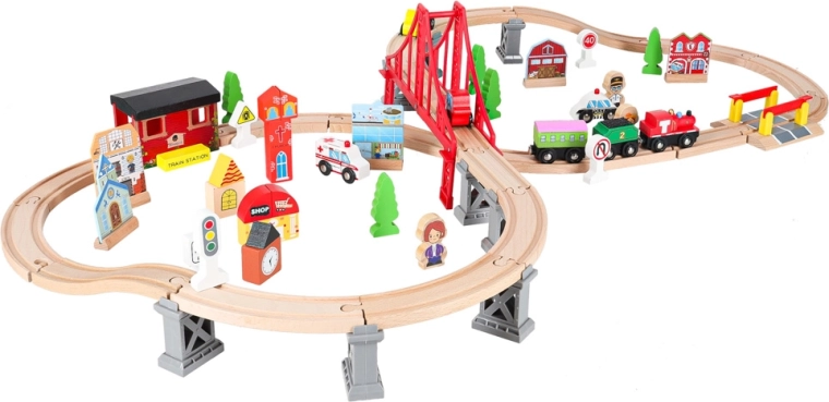 Rote Hängebrücke und erhöhte Strecken