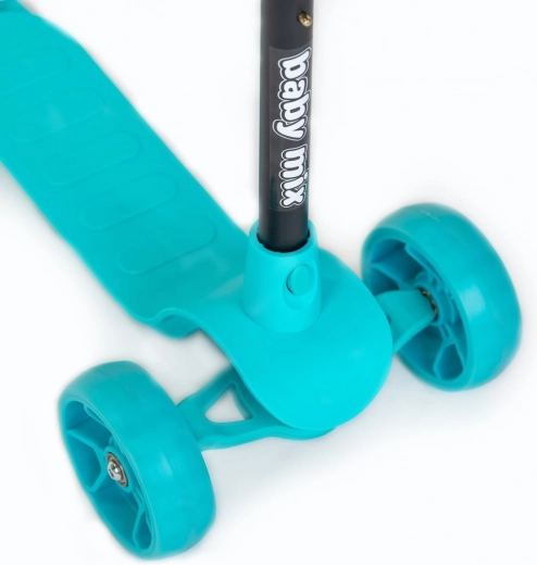 Rutschfestes Trittbrett für sicheren Abstoß