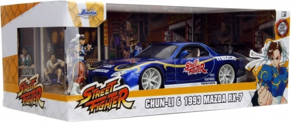 Auto-Modell Mazda RX-7 1993 1:24 mit Street Fighter Chun-Li Figur