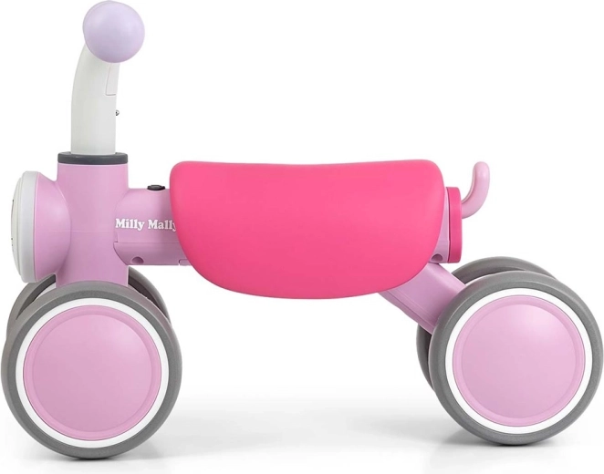 Stabiles vierrädriges Design für die ersten Fahrversuche