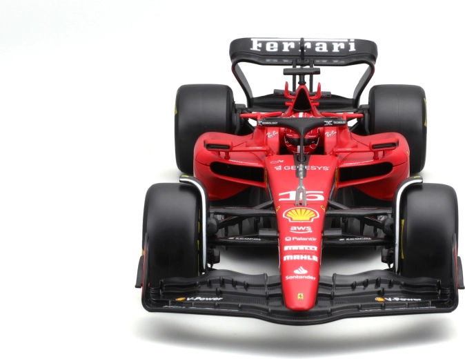 maßstab 1:24 mit drehbaren rädern