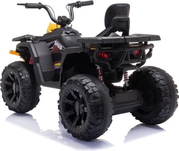 Realistisches ATV-Design mit Lichtern und Stoßfänger