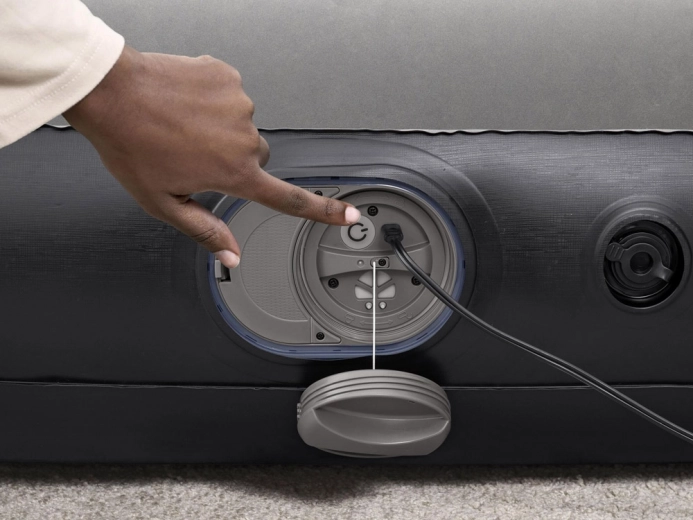 Schnelles Aufblasen dank integrierter USB-Pumpe