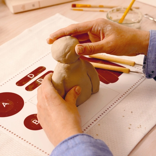 Weiche, formbare Modelliermasse für feine Details