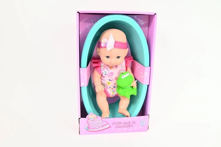 Baby in der Badewanne