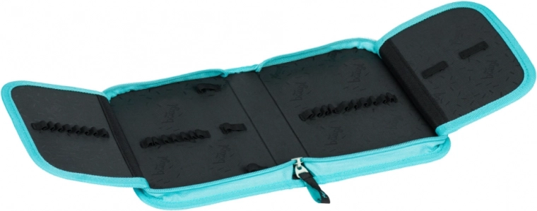 Komplette Ausstattung: Mäppchen, Beutel und Geldbörse