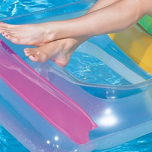 Integriertes Kissen für kompromisslose Entspannung