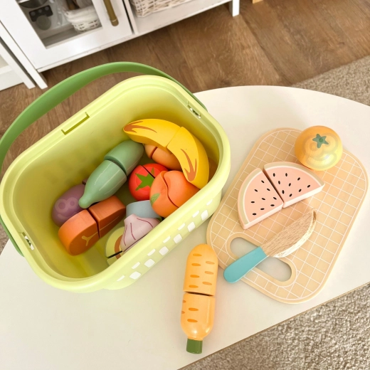 Komplettes Set für kleine Köchinnen und Köche