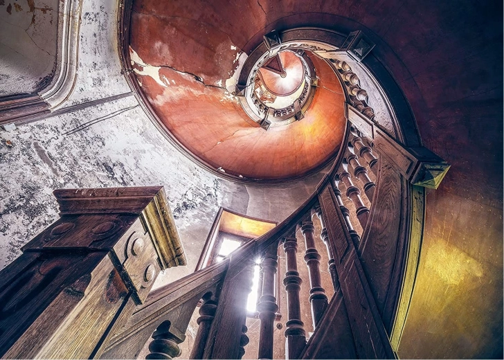 Verlorene Orte: Wendeltreppe – Puzzle 1000 Teile RAVENSBURGER