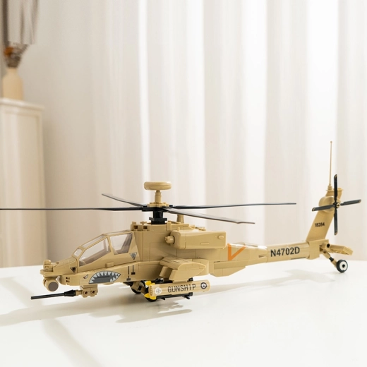 Beeindruckendes Modell mit Rotoren