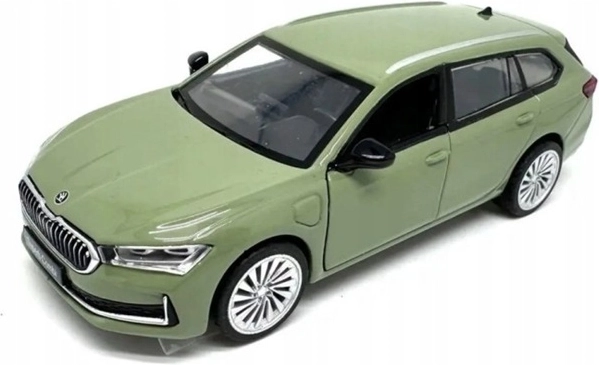 MSZ elektrisches Modell Škoda Superb Combi iV grün