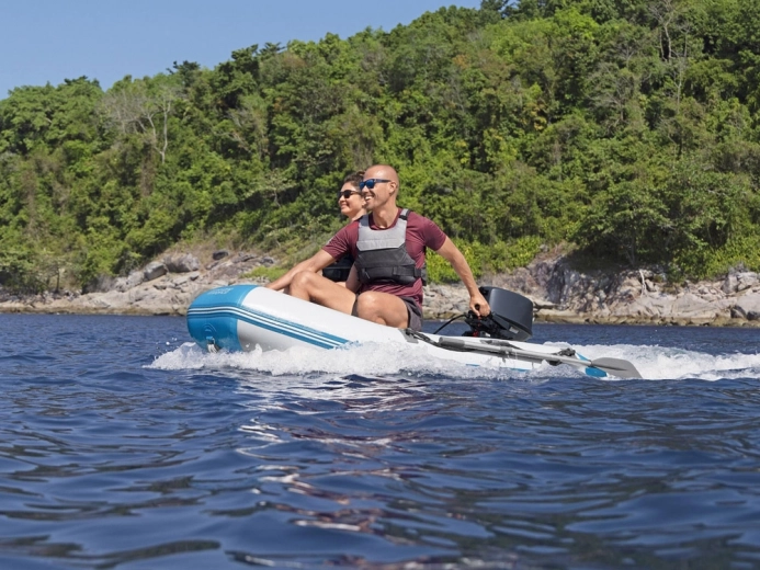 Vorbereitet für Motor bis 3 PS