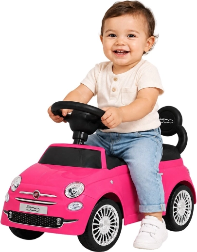 Staufach unter dem Sitz und lizenziertes Fiat-500-Design
