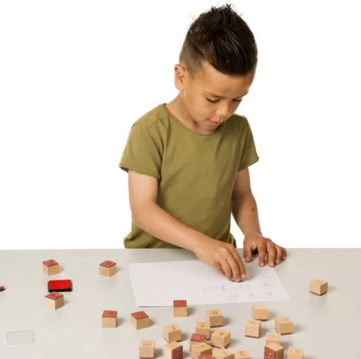 Spielerisch lernen und die Feinmotorik fördern