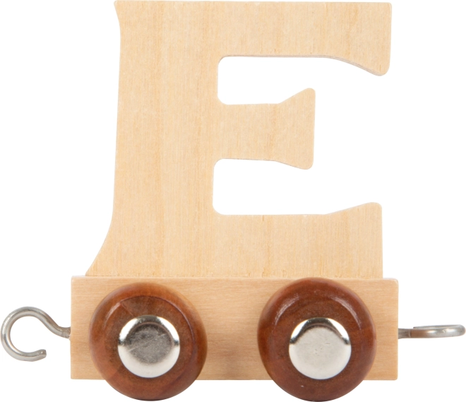 Holzwagen mit dem Buchstaben E für die Holzeisenbahn