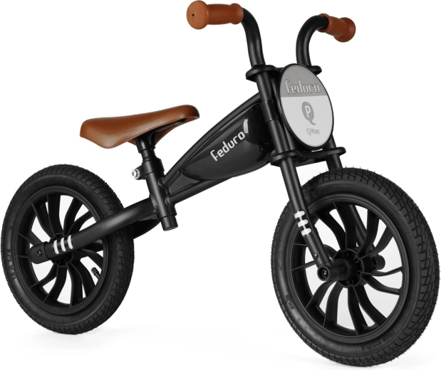 Motorraddesign und robuster Metallrahmen