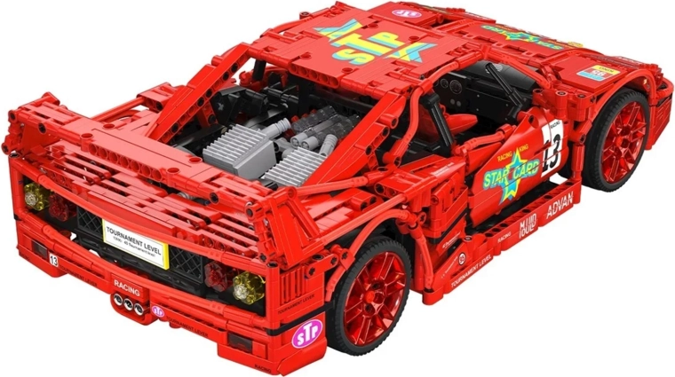 Detailliertes Modell im Maßstab 1:10