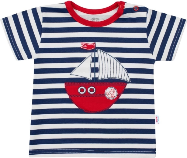 Einfaches Anziehen dank Druckknöpfen an der Schulter