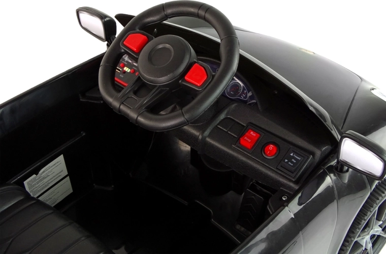 Übersichtliches Cockpit für kleine Fahrer