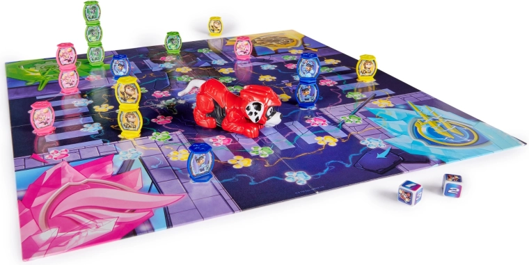 Bunte Chips und Stapeln von Türmen