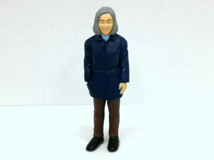 Figur eines Mannes in Jacke 12,6 cm