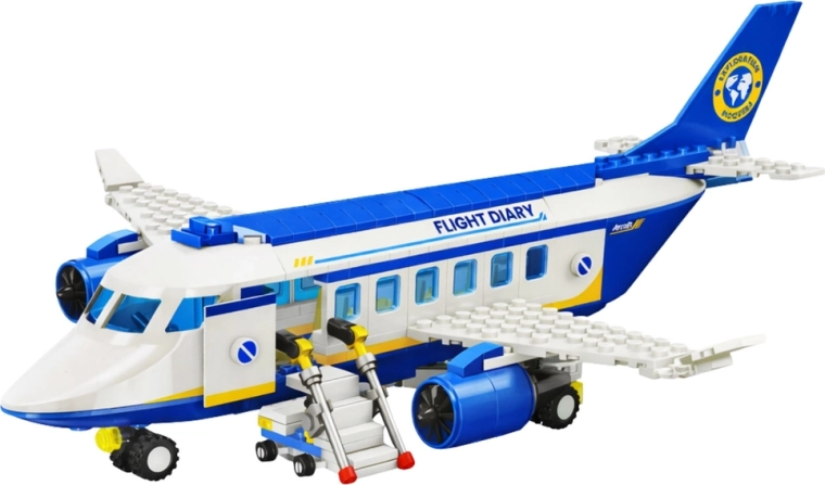 Zwei Modelle aus einem Set: Flugzeug oder Roboter