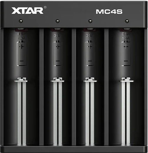 Akkuladegerät für Li-ion- und Ni-MH-Akkus XTAR MC4S - 1 Stück