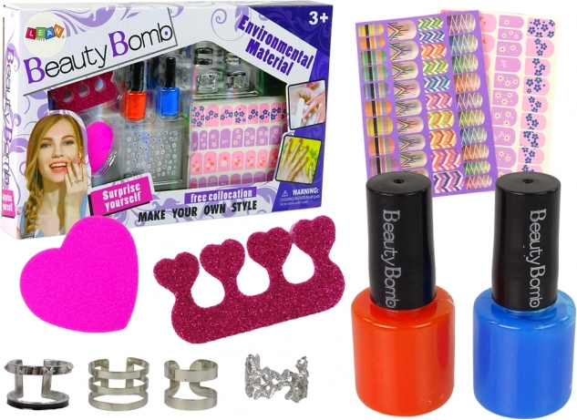 Nageldekorationsset für Kinder mit bunten Lacken und Aufklebern
