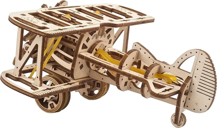 Funktionsfähiger Gummimotor und drehender Propeller